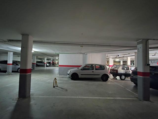PLAZA DE PARKING CAP SALOU C-FONOLL CON CARRETERA DE LA COSTA photo 0