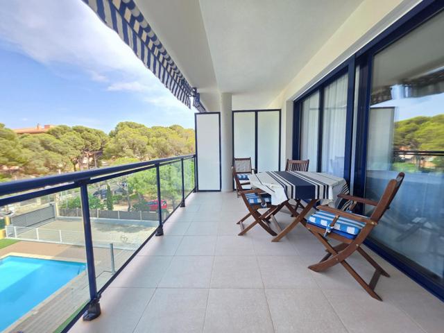 PISO 3 HABITACIONES A 20 M DE LA PLAYA CON PARKING DOBLE Y TRASTERO photo 0