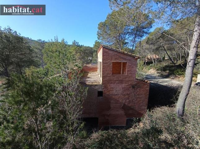 ¡¡ OBRA PARADA EN OLIVELLA - MAS MILA !! photo 0