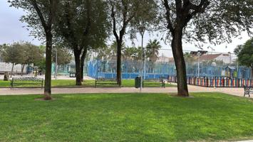 LOCAL CON POSIBILIDAD DE USO DE VIVIENDA EN VENTA A 2 MINUTOS ANDANDO DE RENFE photo 0