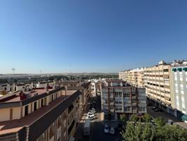 LUMINOSO PISO CON TERRAZA Y GARAJE EN ZONA VALLELLANO, CORDOBA photo 0