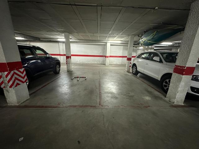 PLAZA DE GARAJE EN ALQUILER photo 0