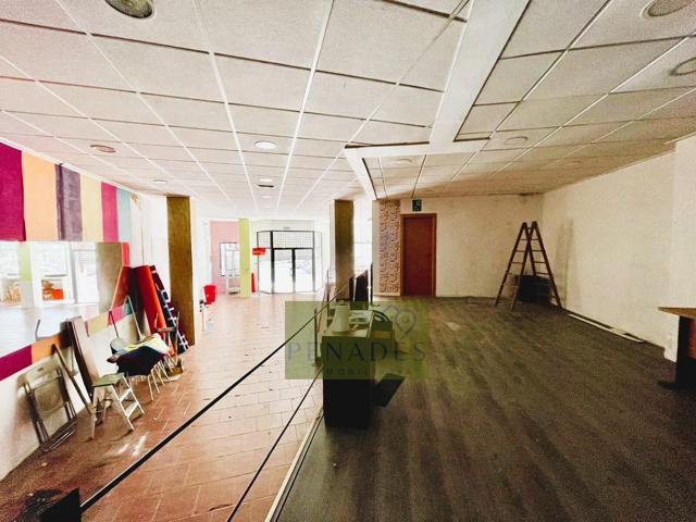 LOCAL COMERCIAL EN ALMAIG photo 0