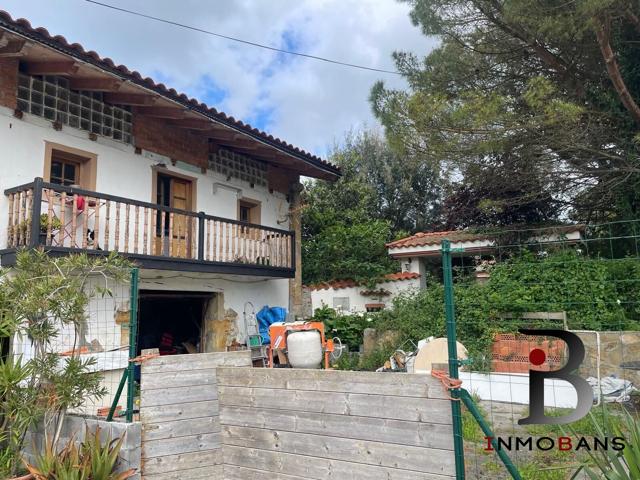 CASA PAREADA CON MUCHAS POSIBILIDADES photo 0