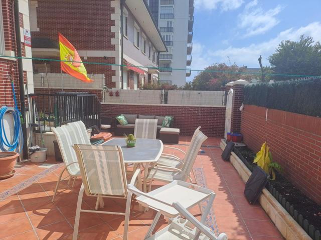 Exclusivo chalet en Laredo photo 0
