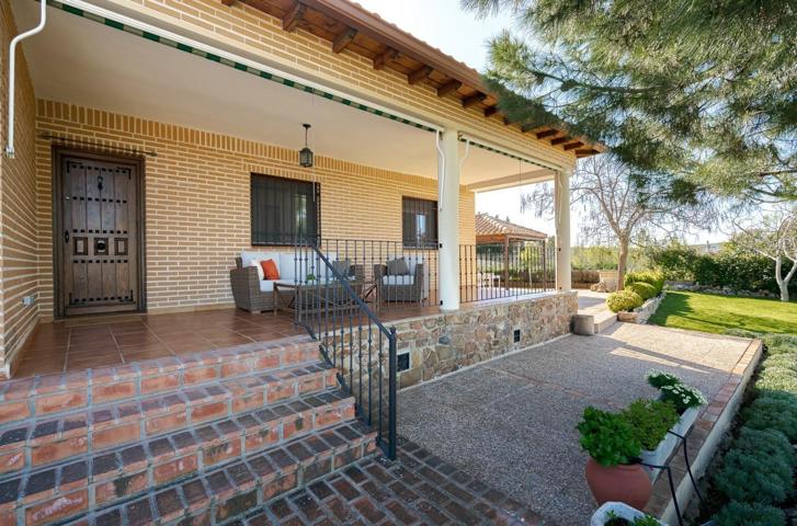 Exclusivo chalet a la venta en Chinchón photo 0