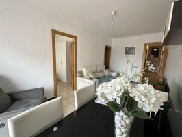 Piso con ascensor y balcon exterior photo 0