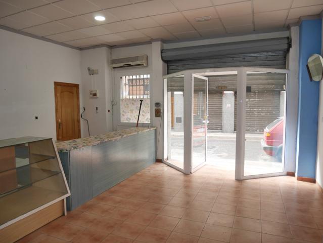 Estupendo local comercial en alquiler muy cercano a la Gran Avenida en Elda. photo 0