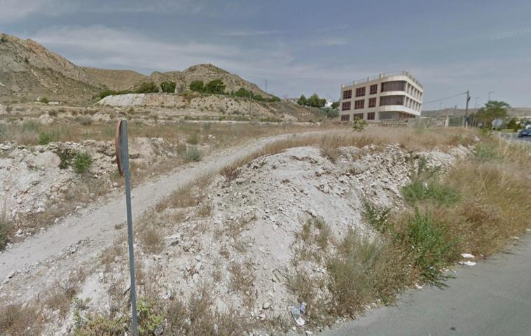 TERRENO PARA USO INDUSTRIAL EN CAMPO ALTO photo 0