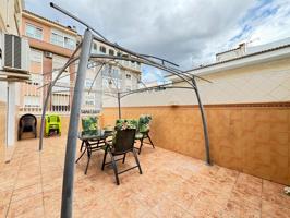 LO MEJOR DE UN BUNGALOW EN EL CENTRO DE LA CIUDAD EN ESTADO IMPECABLE photo 0