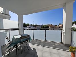 🏡 ¡Oportunidad en Ribes Roges, Vilanova i la Geltrú! 🌊 photo 0