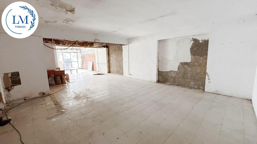 Local Comercial en Rambla de La Pau con Amplio Sótano – Ideal para Tu Negocio - ¡OPORTUNIDAD ÚNICA! photo 0