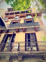 Conjunto de vivienda + local en venta en el corazón de Sants (Barcelona) photo 0