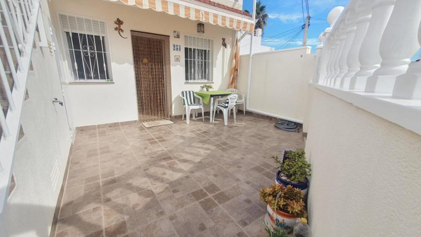 CASA PLANTA BAJA CON SOLARIUM EN TORRETA III photo 0