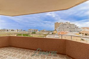 Apartamento con 2 terrazas , km 6 La Manga. photo 0