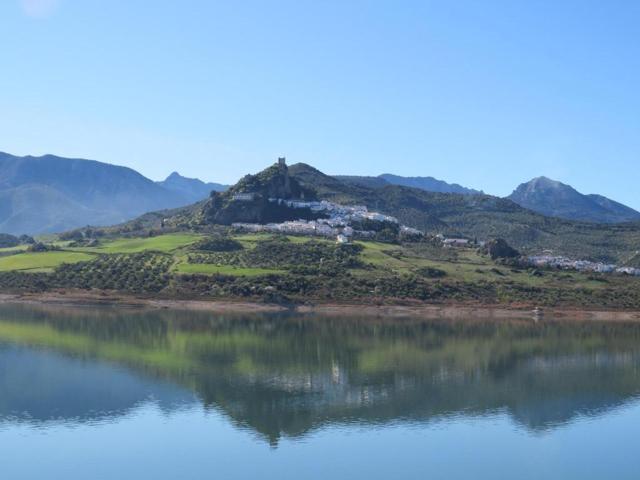 SUELO RÚSTICO NO URBANIZABLE - ZAHARA DE LA SIERRA (CÁDIZ) photo 0