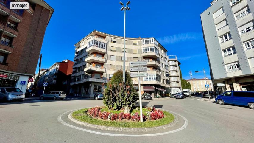 Piso de 4 habitaces a la venta en Pravia photo 0