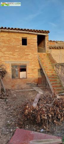 CASA (DE UNOS 122 M2) CON PATIO (DE UNOS 45 M2) A LA VALL DEL RIU CORB. photo 0