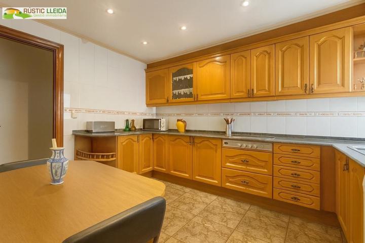 Gran piso en venta en la zona de Nadal Meroles. photo 0