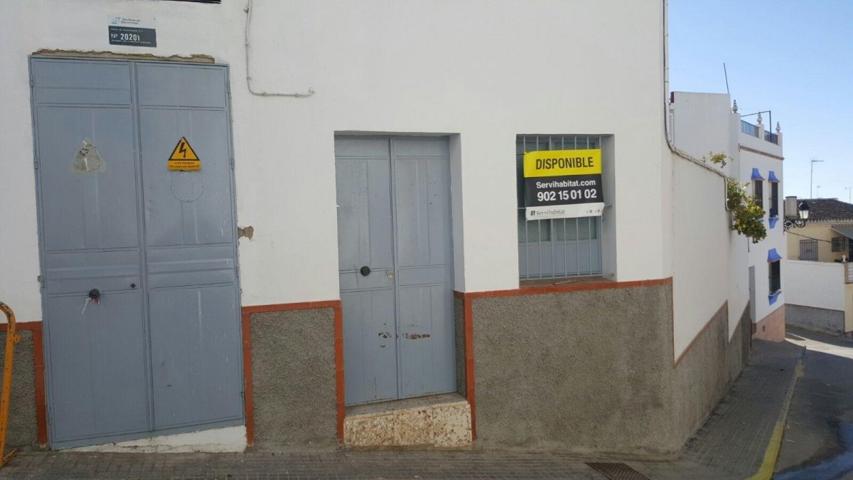 Se vende local en Montellano photo 0