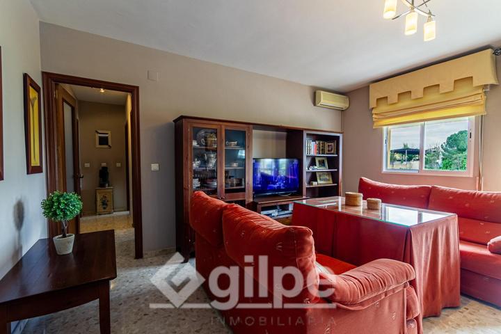 Piso en venta en Residencial Madre de Dios, Marchena photo 0