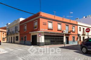 Vivienda - local, en venta en Madre de Dios, Marchena. photo 0