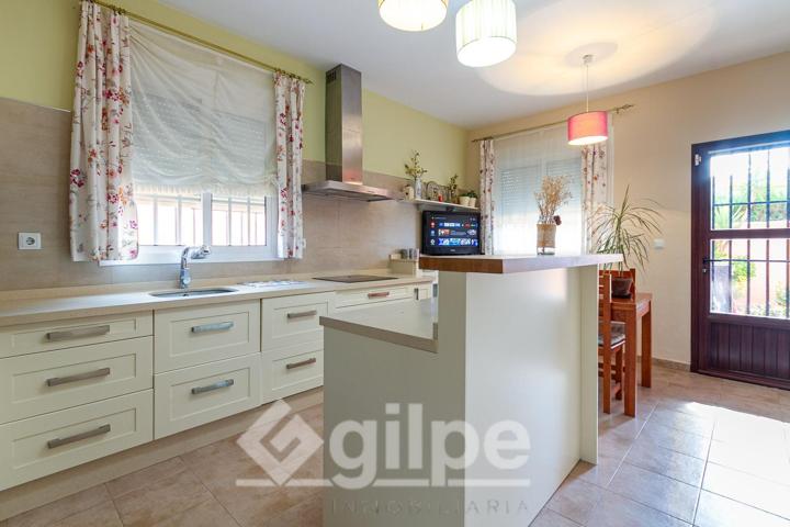 Chalet en venta en Marchena en San Ginés photo 0