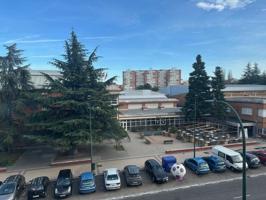 SE VENDE PISO DE 83 M2 EN CALLE JOAQUIN VELASCO MARTIN photo 0