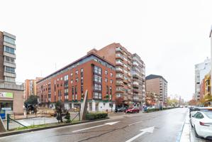 VIVIENDA EN VENTA EN LA CALLE TOREROS photo 0