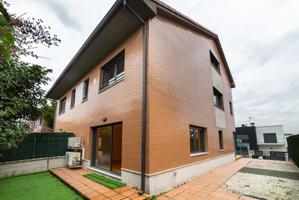 Unifamiliar en Valladolid - Girón photo 0