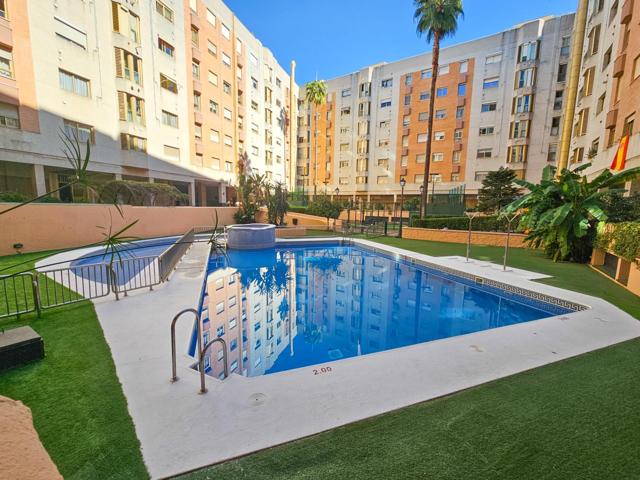 Piso En venta en Buhaira - Huerta Del Rey, Sevilla photo 0