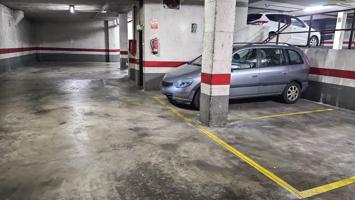 PLAZA DE PARKING AL LADO DE LA AVENIDA CALLE AZORIN photo 0