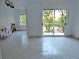 Piso de alquiler exterior semi-amueblado en Monteolivette photo 0