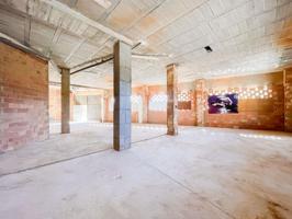 Local comercial en Requena photo 0
