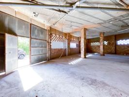 Local comercial en Requena photo 0