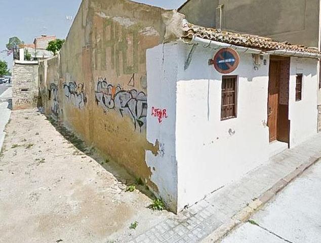 Casa con terreno en venta en Massanassa para reformar photo 0