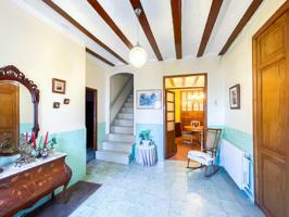 Te presentamos una encantadora casa de pueblo en Venta en Caudete de las Fuentes photo 0