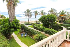 Imagina tu casa en primerísima línea de la playa de El Puig con vistas al mar photo 0