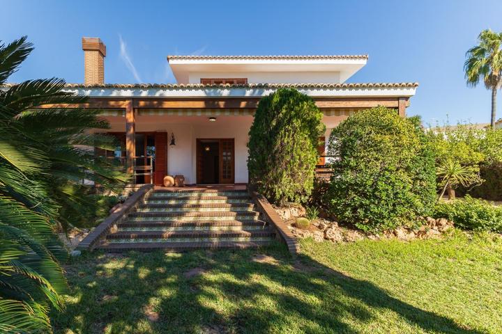 Chalet en alquiler en Urb. Cruz de Gracia photo 0