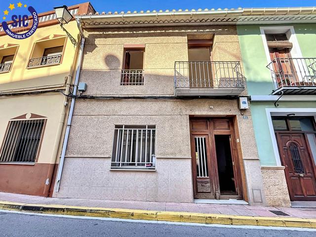 Casa de pueblo con encanto y gran potencial en L'Alqueria de la Condesa photo 0