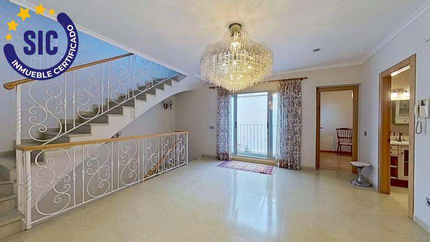 Casa De Pueblo En venta en Centro, Chiva photo 0