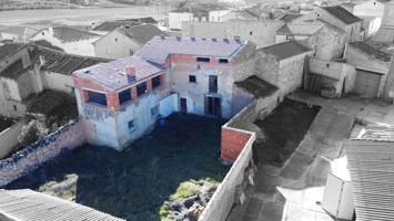 casa en estructura sobre solar de 359 metros cuadrados en Castrillo de Duero,Valladolid photo 0