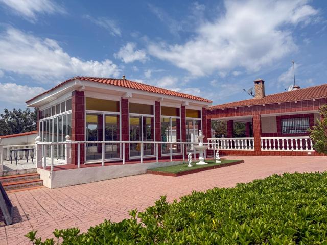 Unifamiliar En venta en Comunidad Valenciana, Olocau photo 0