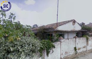 Solar urbano en venta en la población de Siete Aguas photo 0