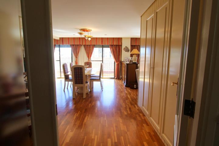 Piso de cuatro habitaciones y dos baños en Carcaixent,Valencia photo 0