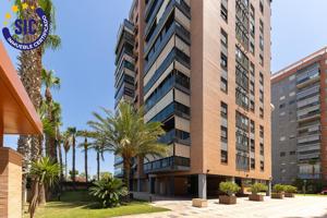 Ático en residencial premium con piscina en Mislata – Gran terraza con vistas espectaculares photo 0