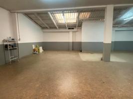 ✨Fantástico local comercial con excelente ubicación en Canals✨ photo 0