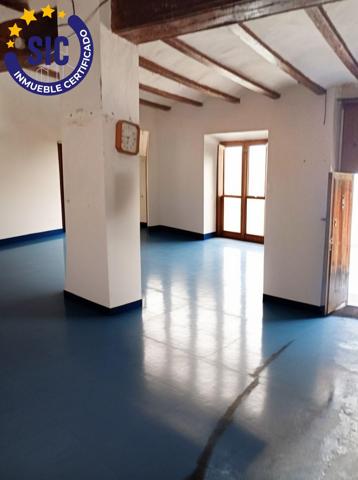 Encantadora casa de pueblo en Simat de la Valldigna con gran potencial de reforma photo 0