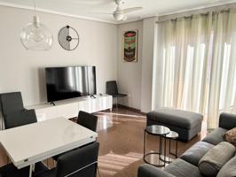 Piso amplio y luminoso en Calle Alta – Centro de Valencia photo 0