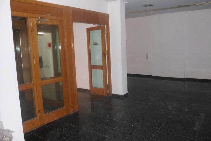 Local comercial en C- Artal de Foces - Ontinyent photo 0